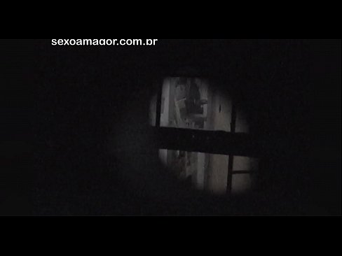 ❤️ Blondie és gravada en secret per un voyeur del barri amagat darrere de maons buits ❤️ Vídeo porno al ca.risegame.top ❌